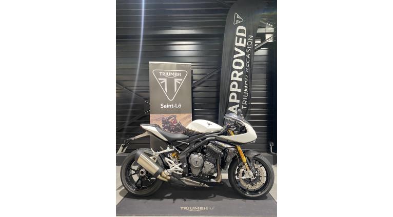TRIUMPH SPEED TRIPLE 1200 RR