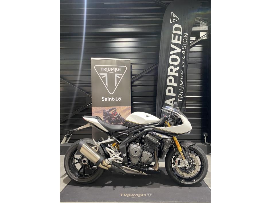 TRIUMPH SPEED TRIPLE 1200 RR