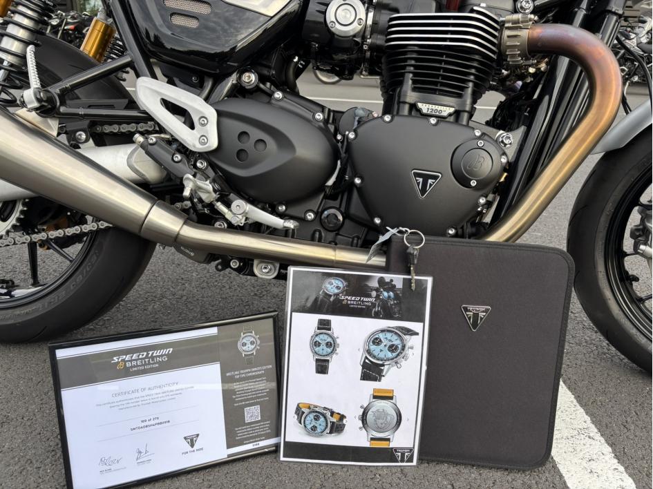 TRIUMPH SPEED TWIN 1200 - EDITION BREITLING 